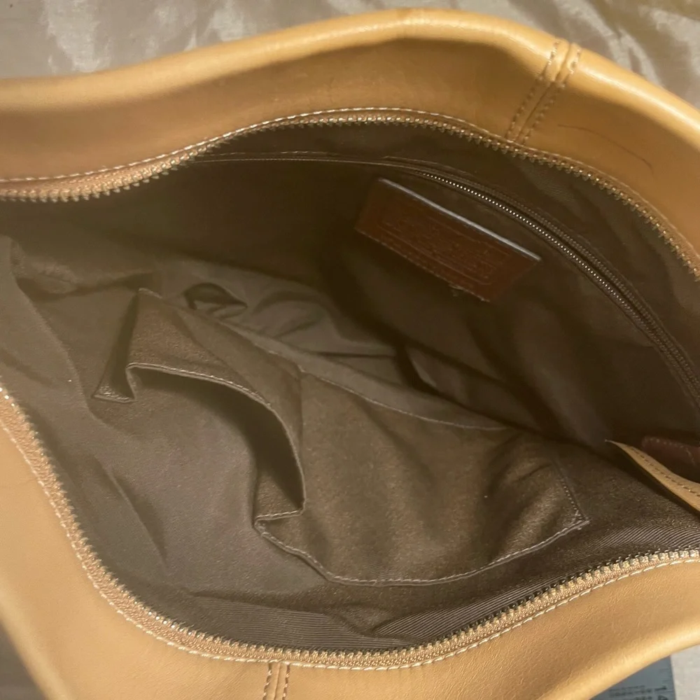 Tan Coach Leather Shoulder Bag